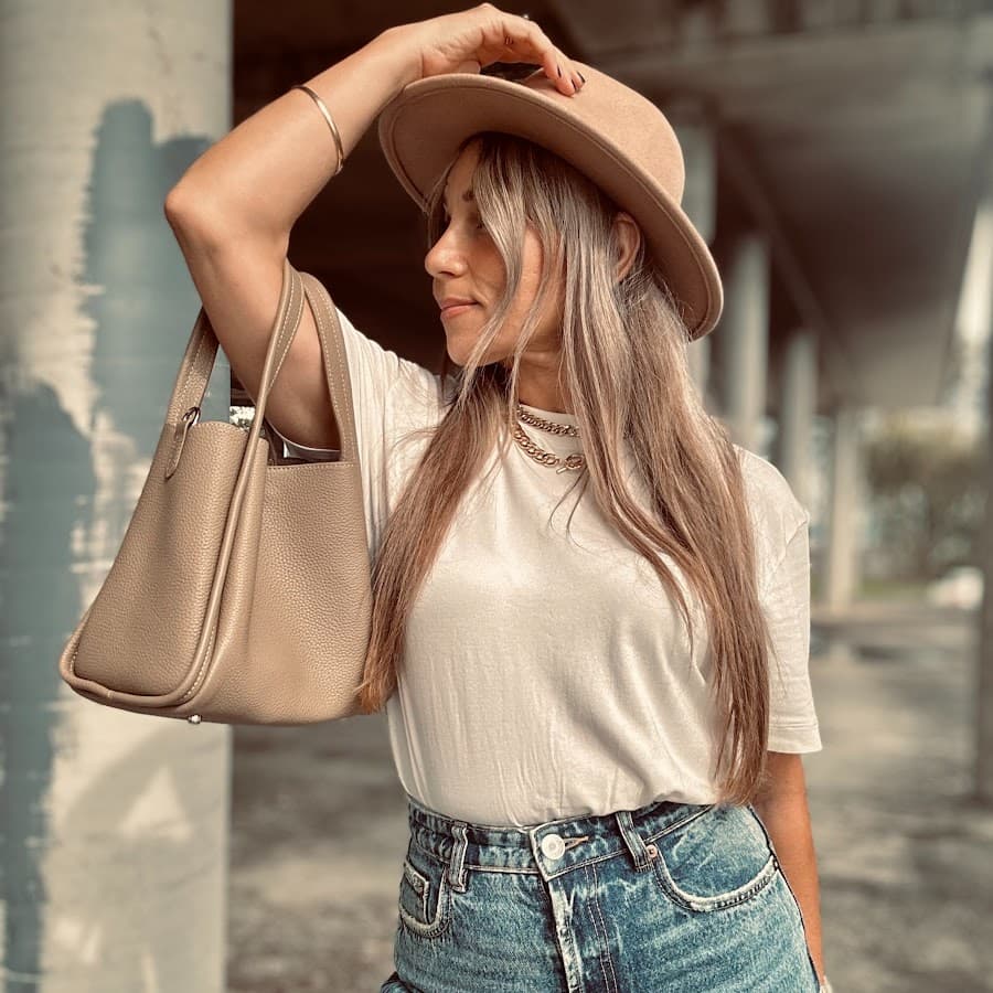 THE JO DEDES AESTHETIC